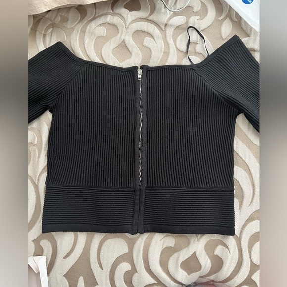 NWOT Endless Rose Cropped sweater size small - Picture 4 of 8